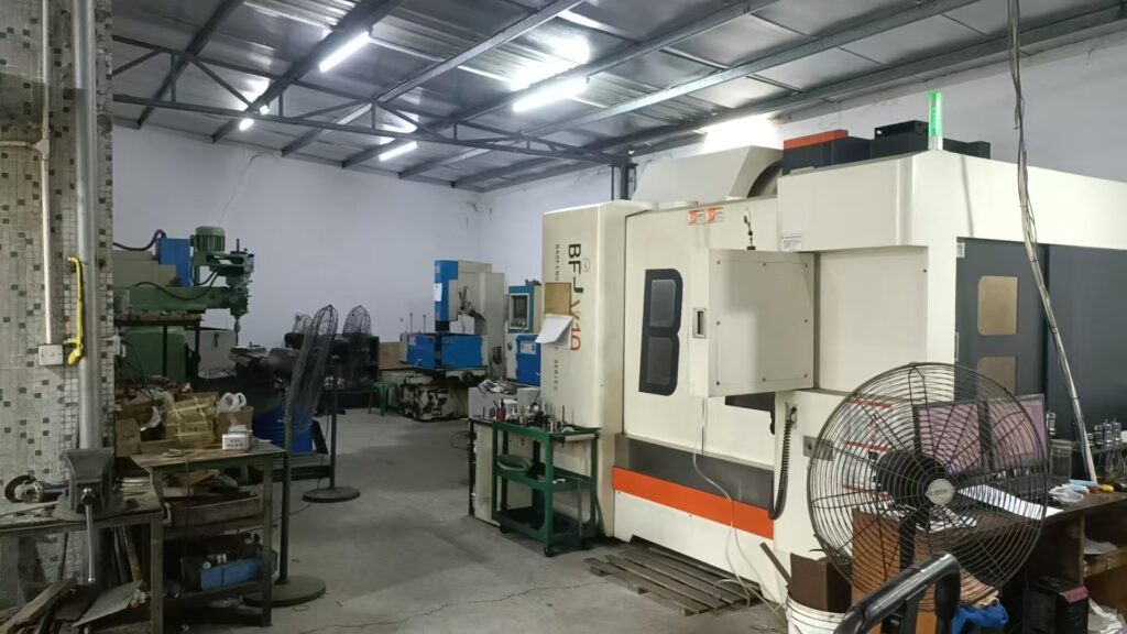 73eda6973a131bb29288fc2c26aff4ca Mold Workshop